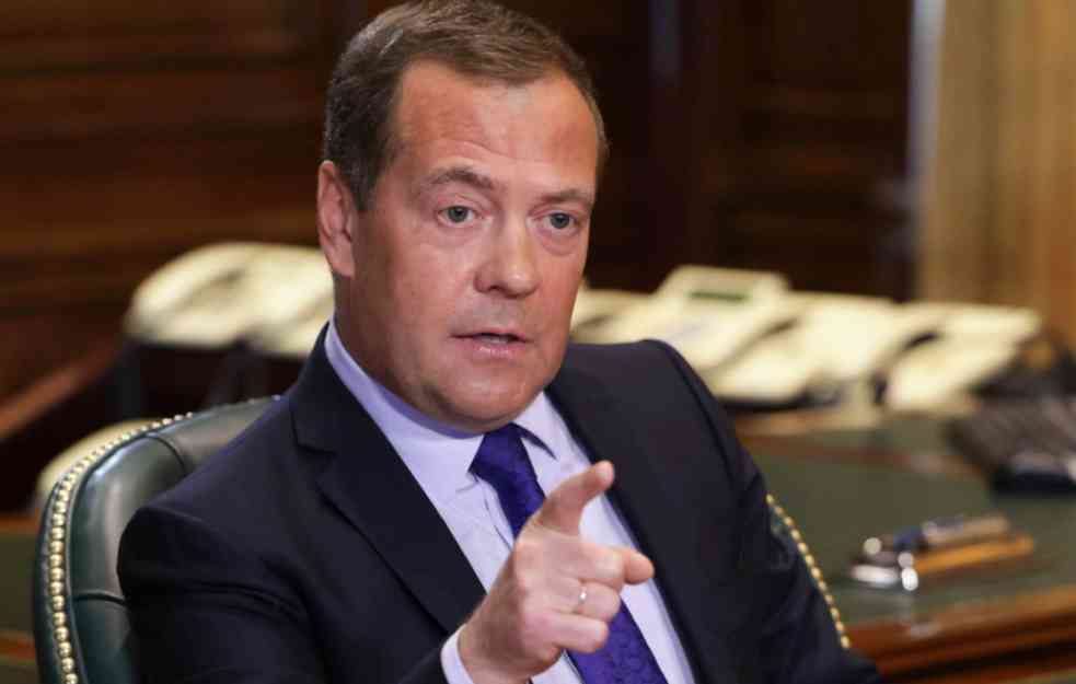 MEDVEDEV: Amerika mora da plati za svo zločinačke odluke