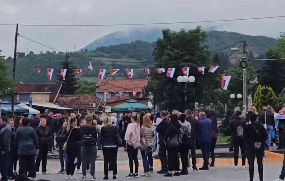 SRAMNO! NAJVEĆI HUŠKAČI I LICEMERI 