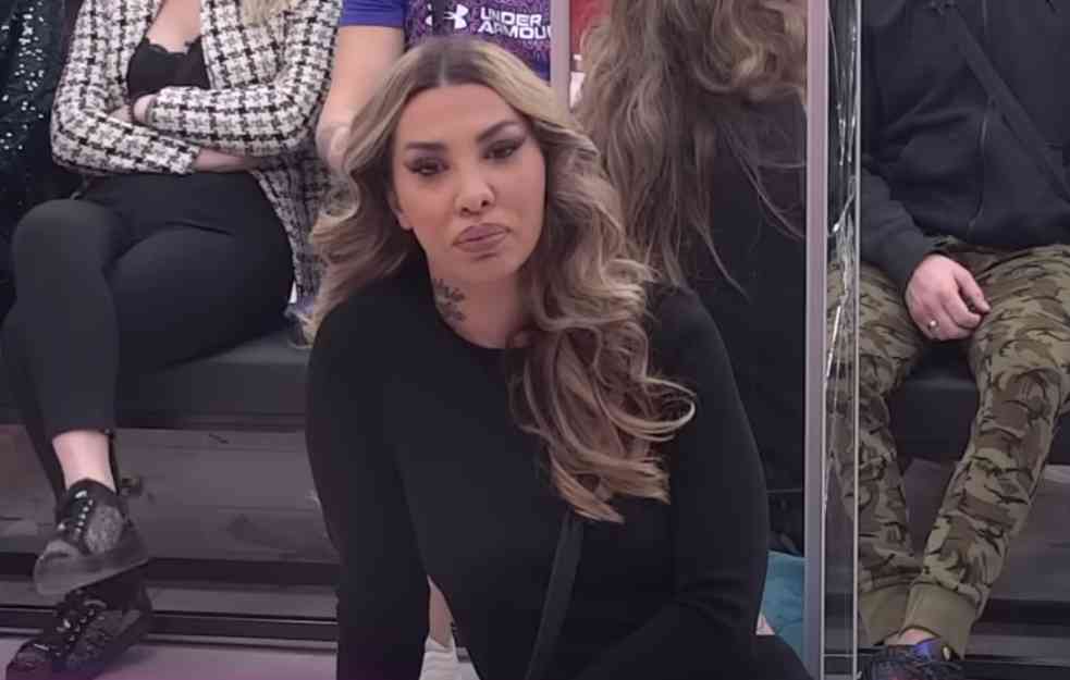 Anelina majka vređa sopstveno unuče: Zadrugarka joj ovo nikada neće oprostiti