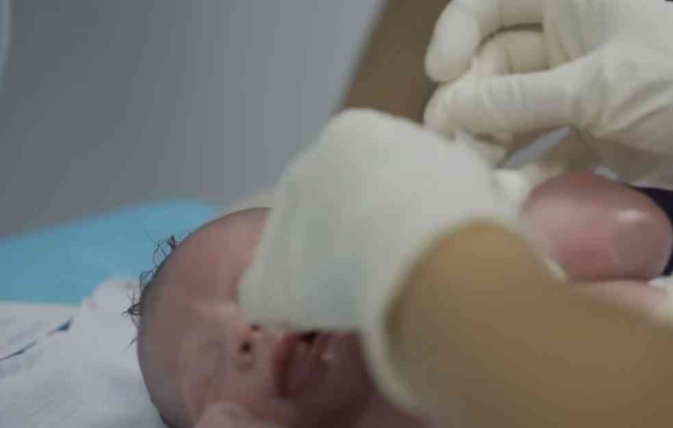 PETA ŽRTVA VELIKOG KAŠLJA U SRBIJI: Preminula beba u Novom Sadu!