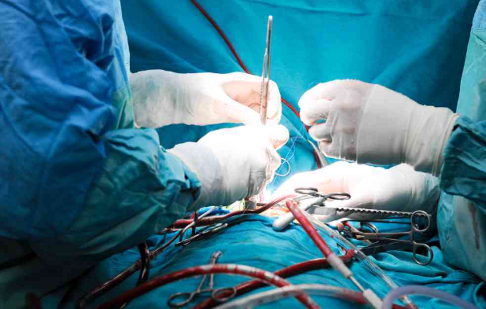 Dobre vesti iz RFZO: U aprilu brojni strani stručnjaci izvodiće operacije u Srbiji