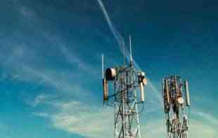 PROTEST U STAROJ PAZOVI: Stanovnici traže uklanjanje 5G antene iz svog naselja