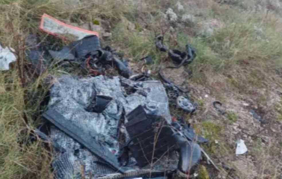 UŽASNE FOTOGRAFIJE SA MESTA NESREĆE U CRNOJ GORI: Troje mladih od 18, 20 I 21 godne stradalo u trenu! (FOTO)