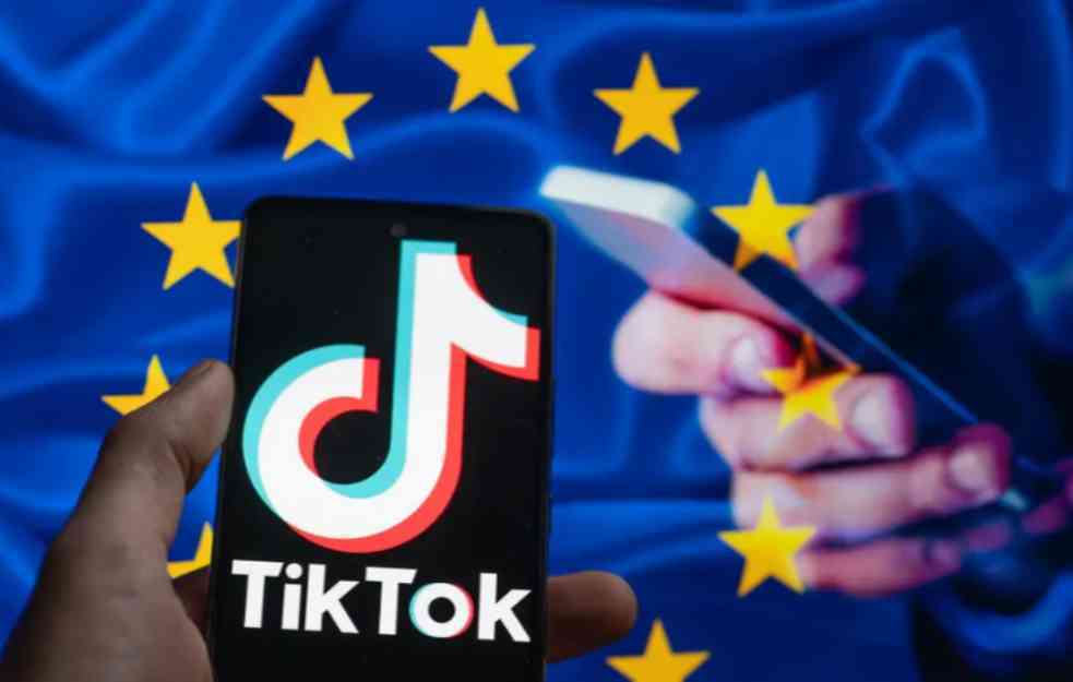 TIKTOK U OZBILJNOM SUKOBU SA EU: "Dizajn izaziva zavisnost i stvara se efekat zečije rupe"