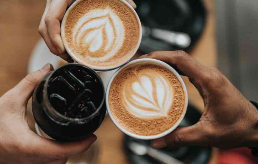 KARDIOLOG SAVETUJE: Jedino što je gore od kafe je kafa sa mlekom