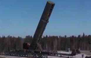 SATANIN SIN STIGAO NA FRONT: Kralj svih ruskih raketa ima domet do 18 hiljada kilometara i može da uništi Francusku! Neka se spremi i London! (VIDEO)