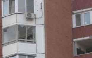 SNAŽNA <span style='color:red;'><b>EKSPLOZIJA</b></span> POTRESLA SANKT PETERBURG: Dron se srušio na stambenu zgradu