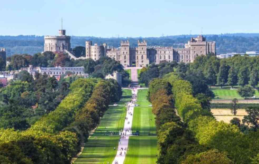 DRAMA U VELIKOJ BRITANIJI: Automobil se zakucao u palatu kraljevske porodice