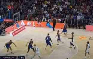 JOŠ JEDAN <span style='color:red;'><b>DUPLI PORAZ</b></span> U EVROLIGI: Zvezda izgubila od Makabija, Partizan od Barselone (VIDEO)