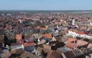 Protest u Vršcu: Studenti u blokadi prenoćili ispred Gradske <span style='color:red;'><b>kuće</b></span> 