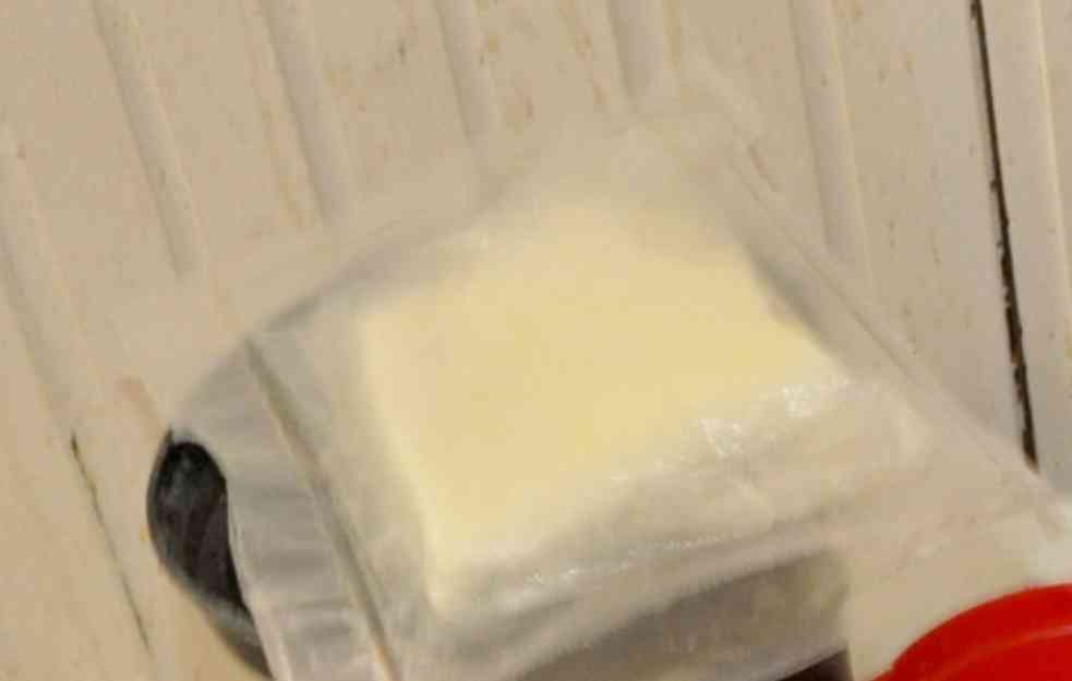 Kokain u fioci: Drogu prevozio u 