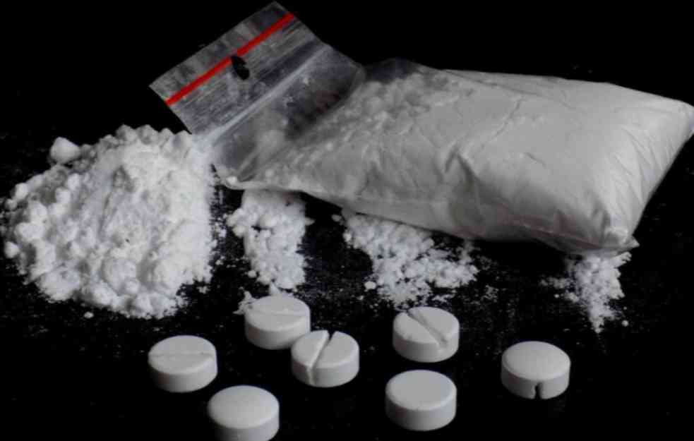 POLICIJA UHAPSILA DILERA U NOVOM SADU: Posedovao preko kilogram opasne droge