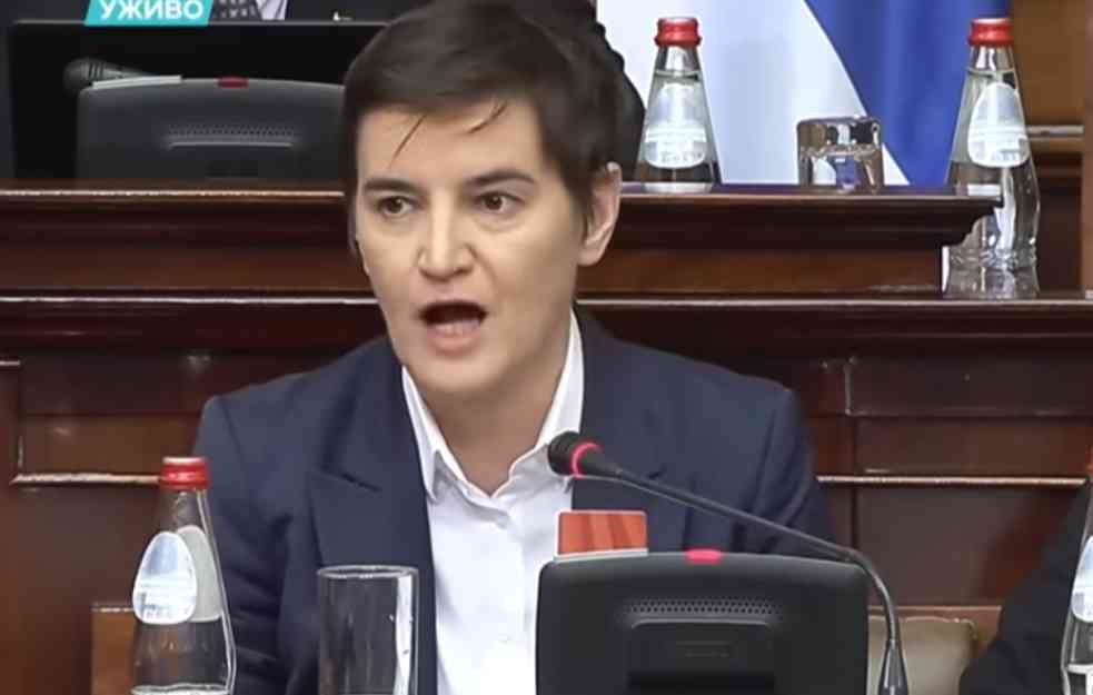 POTRČKO POTRČKA: Ana Brnabić ostaće upamćena kao jedan od NAJGORIH premijera u istoriji Srbije