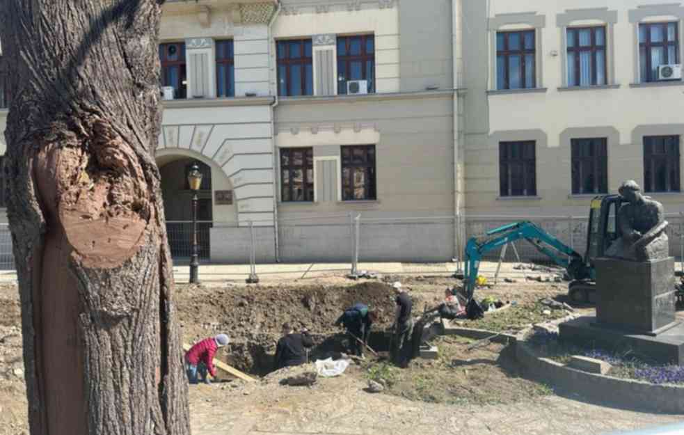 U CENTRU ČAČKA PRONAĐEN GROB: Dok su kopali za rekonstrukciju Trga našli ostatke skeleta