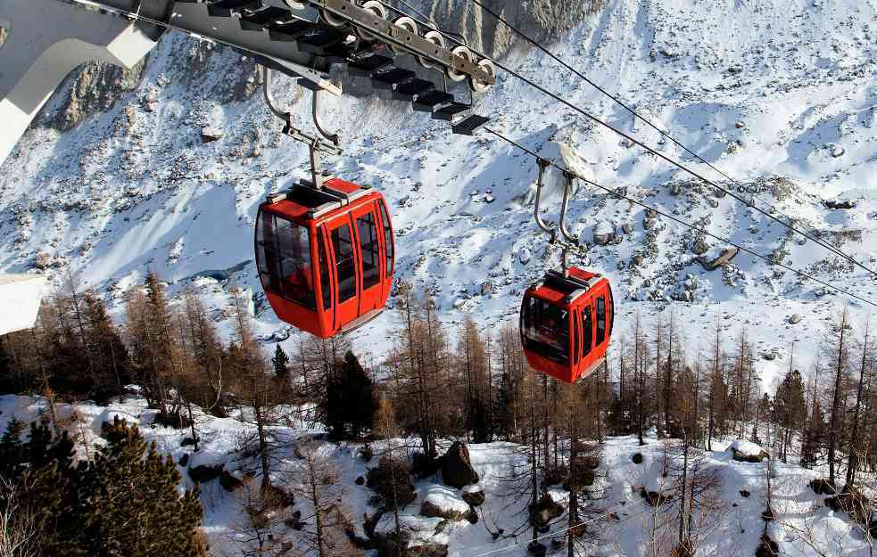 Gondola Brzeće – Mali Karaman počinje s radom 21. decembra: Dobra vest za skijaše, hotelijere i ugostitelje 