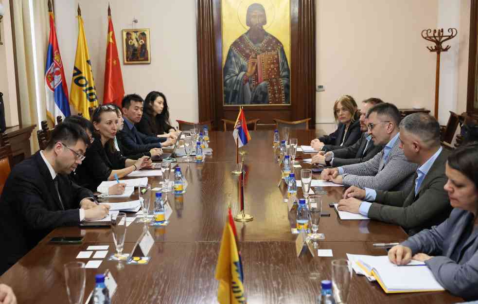 Delegacija Ministarstva trgovine Narodne Republike Kine u poseti Pošti Srbije