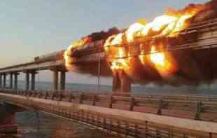 SPREMA SE PAKAO: Ukrajina tvrdi da će zbrisati Krimski most sa lica zemje do sredine jula!
