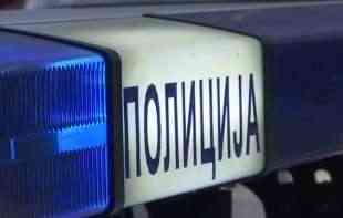 <span style='color:red;'><b>UBADANJE</b></span> NA AUTOKOMANDI: Mladić (22) zadobio teške telesne povrede, uboli ga u bubreg