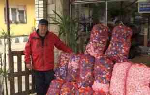 Momir iz Paraćina ima 40.000 plastičnih čepova! Do skoro nije znao šta će s njima