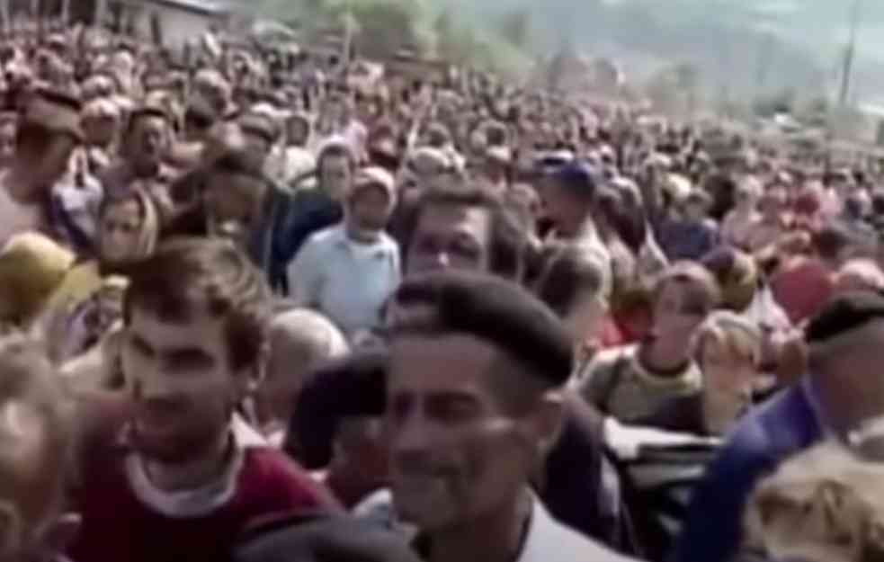 STRAŠNA BRUKA! Dodikov političar priznao "genocid" u Srebrenici još 2007. godine! (FOTO)