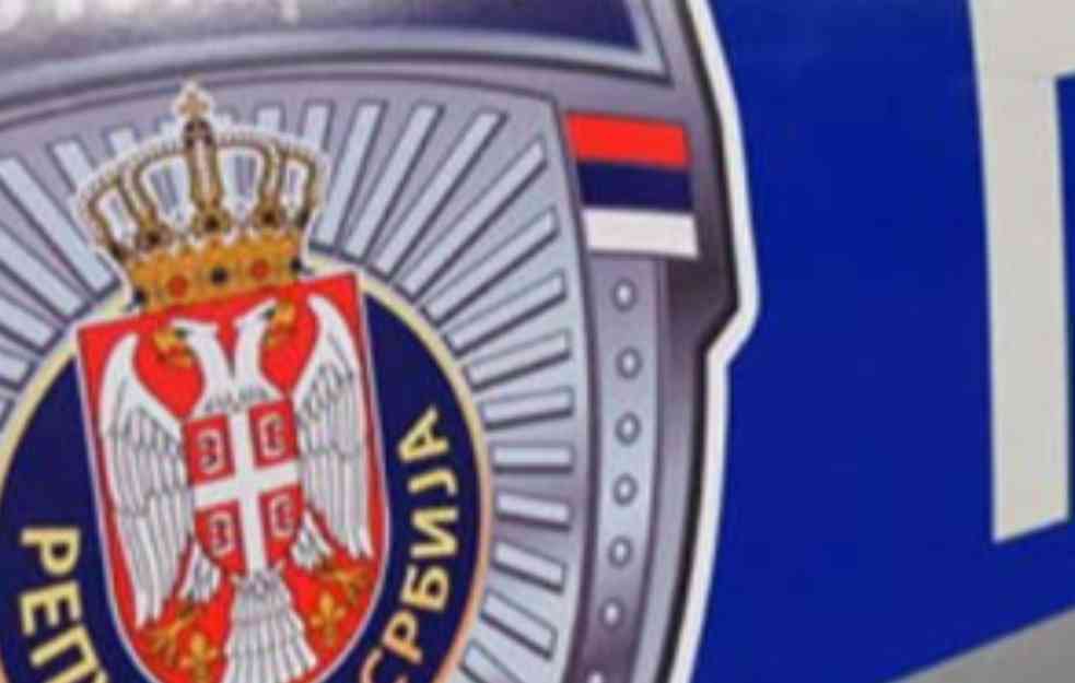 RANJEN MUŠKARAC (34) U BATAJNICI: Pucano iz vozila u pokretu, napadač pobegao