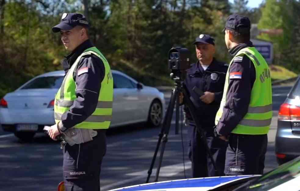 PUTEVI PREPUNI POLICIJE! Vozači, obratite pažnju na ova pravila