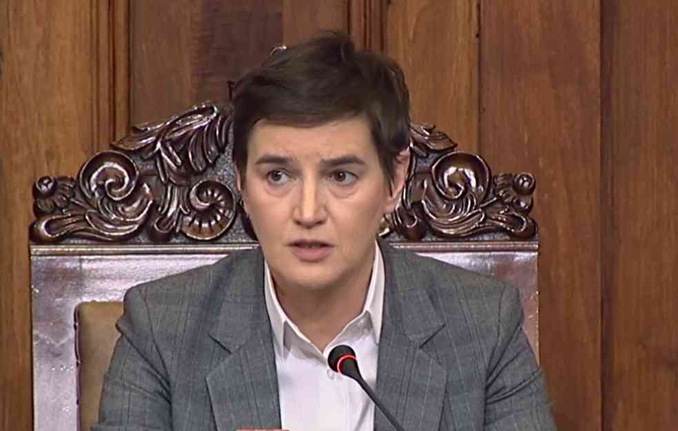 Ana Brnabić besni na mrežama što su akademci odbili Vučića: 