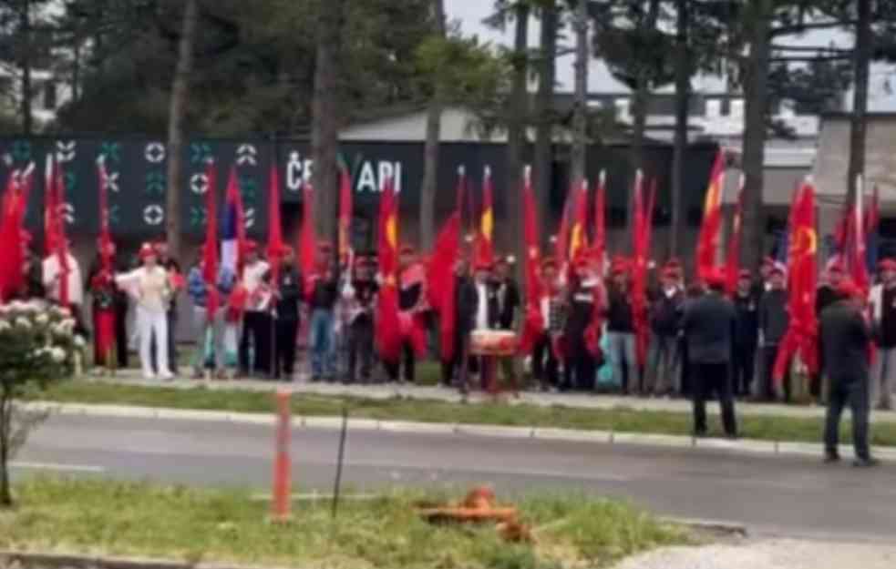Kinezi koji rade u Srbiji čekaju svog predsednika