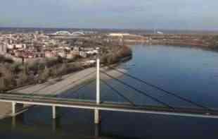 Horor u Novom Sadu: Muškarac skočio sa Mosta slobode