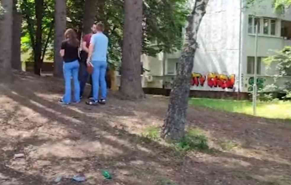 JAVIO SE ODBEGLI MALOLETNIK (17) OSUMNJIČEN ZA UBISTVO U PARKU: Ovo je poručio preko majke (FOTO)