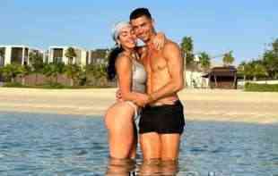 <span style='color:red;'><b>Ronaldo</b></span>va supruga prelepa i neprepoznatljiva (VIDEO i FOTO)