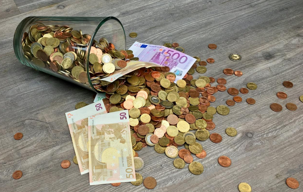 JUTARNJI RITUAL KAO MAGNET ZA NOVAC: Evo šta treba da uradite