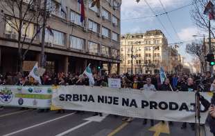 Jadar nosi sve, odneće i Vučića