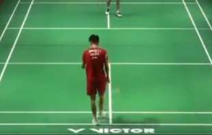 (UZNEMIRUJUĆI VIDEO) Mladi sportista preminuo na terenu - imao je samo 17 godina! 
