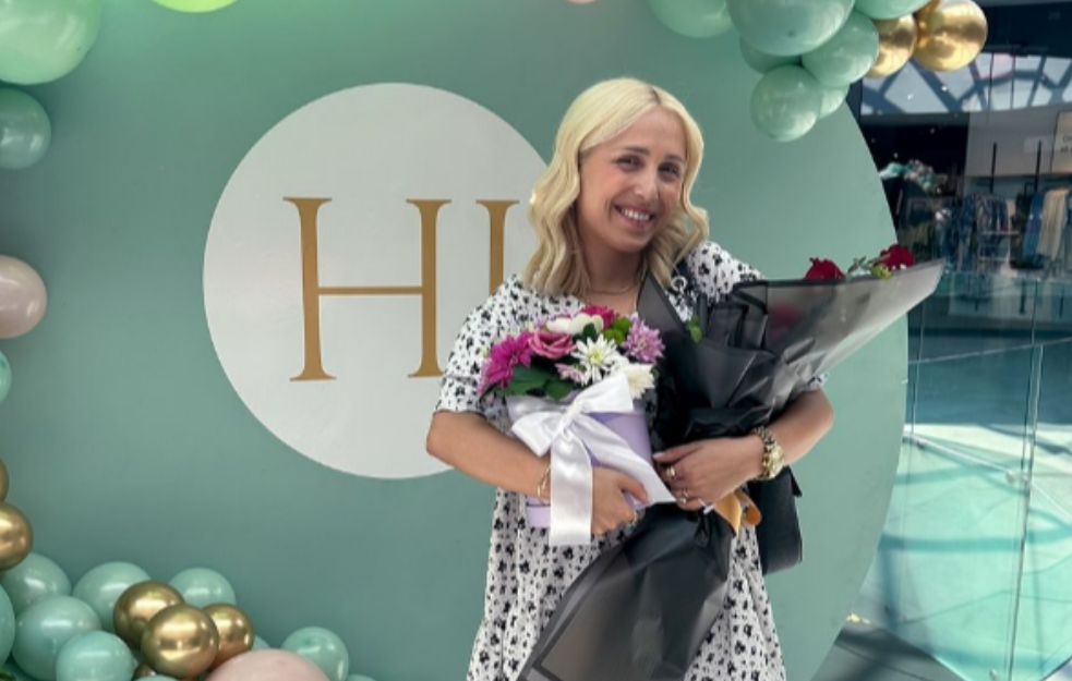Od četvoro dece samo troje povela na odmor: Žestoke optužbe za Bosansku influenserku