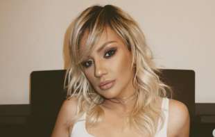 <span style='color:red;'><b>Ana Kokić</b></span> otkrila kako se bori sa ćerkama i kako se snalazi u kućnim poslovima