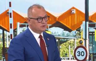 VESIĆ: Popusti za putarinu za električne automobile i 320 novih elektropunjača