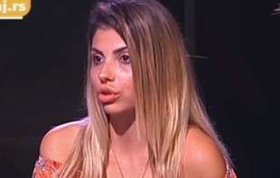 Susret Anđele i roditelja: Potrčala im u zagrljaj (VIDEO)