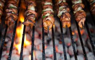 Čiji je KEBAB? Nemačka i Turska moraju naći <span style='color:red;'><b>kompromis</b></span>