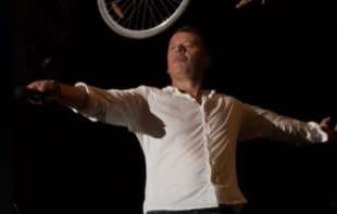 Mortus pijan: Zaplitanje nogama, pad, Vlado Georgijev kakvog ne želite videti (VIDEO)