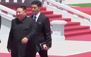 Severna Koreja traži lek za <span style='color:red;'><b>gojaznost</b></span> Kim Džong Una