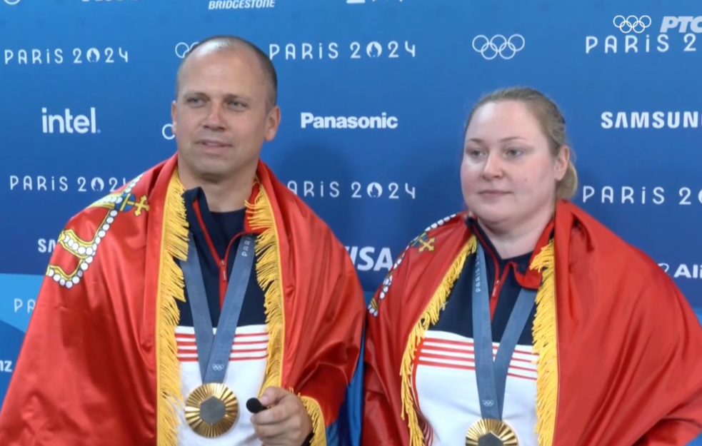RADUJ SE, SRBIJO: Pogledajte kako su olimpijski ŠAMPIONI Zorana i Damir slavili prvo ZLATO za našu zemlju! (FOTO)