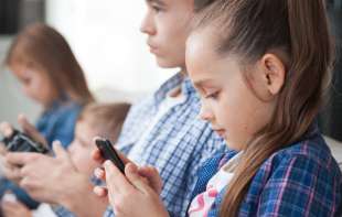 Opcija School time za đake: Roditelj određuje u koje vreme telefon neće raditi, mogući samo hitni <span style='color:red;'><b>pozivi</b></span>
