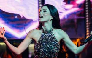 <span style='color:red;'><b>Milica Pavlović</b></span> u ovakvom izdanju nije viđena, evo šta je uradila! (FOTO)