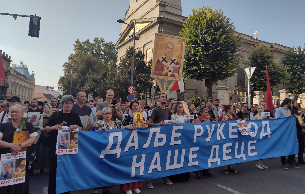 Peticija za ZABRANU LGBT PROMOCIJE U SRBIJI: Zaštititi decu, tradicionalnu porodicu, nacionalni i kulturni identitet...
