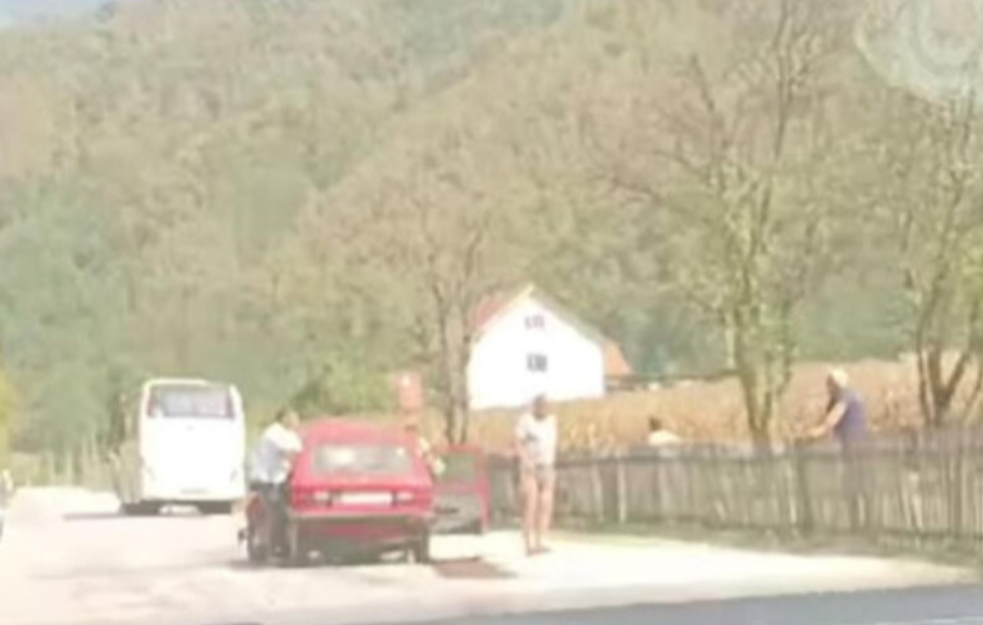 JUGO SMRSKAN U SUDARU S AUTOBUSOM: Teška nesreća kod Bajine Bašte, IMA POVREĐENIH! (FOTO)