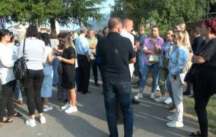 SRBI NI DANAS NE MOGU NA SVOJA <span style='color:red;'><b>RADNA MESTA</b></span>: 11. dan blokade srpskih institucija na Kosovu i Metohiji