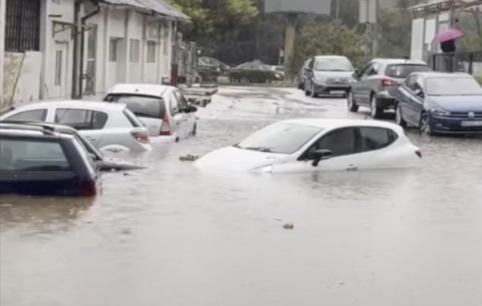 POTOP U DALMACIJI: Alarmi upaljeni zbog jakog nevremena