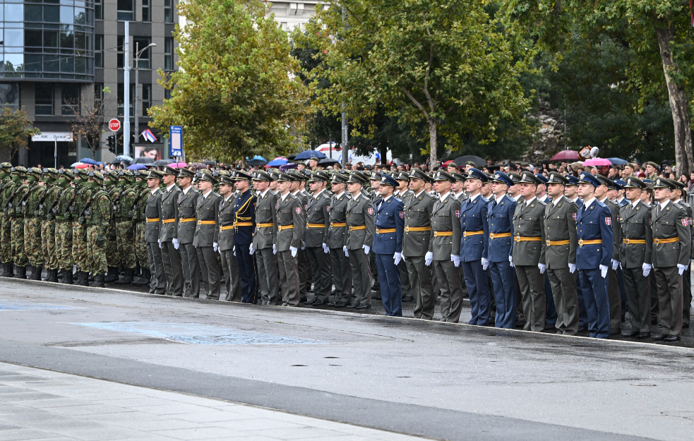 Srbijo, ponosi se novim oficirima! Veličanstvena smotra ispred Skupštine Srbije
