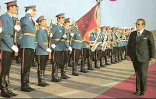 <span style='color:red;'><b>Obavezni vojni rok</b></span> 
